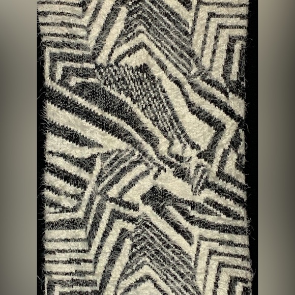 Artex - Black And White Sleeveless Knit Top / Tank Top - Small - Picture 5 of 7